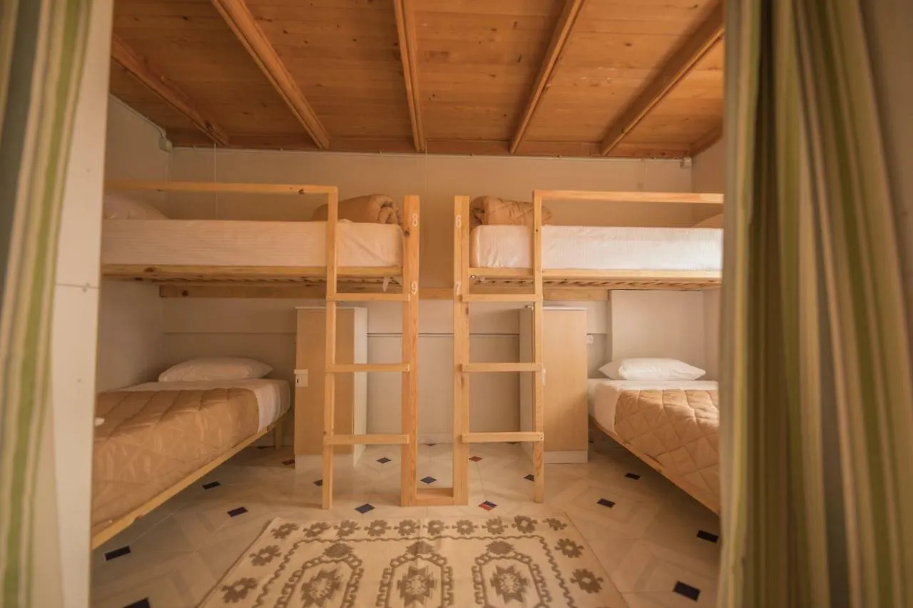 Hostel Mosaic Home Tirana