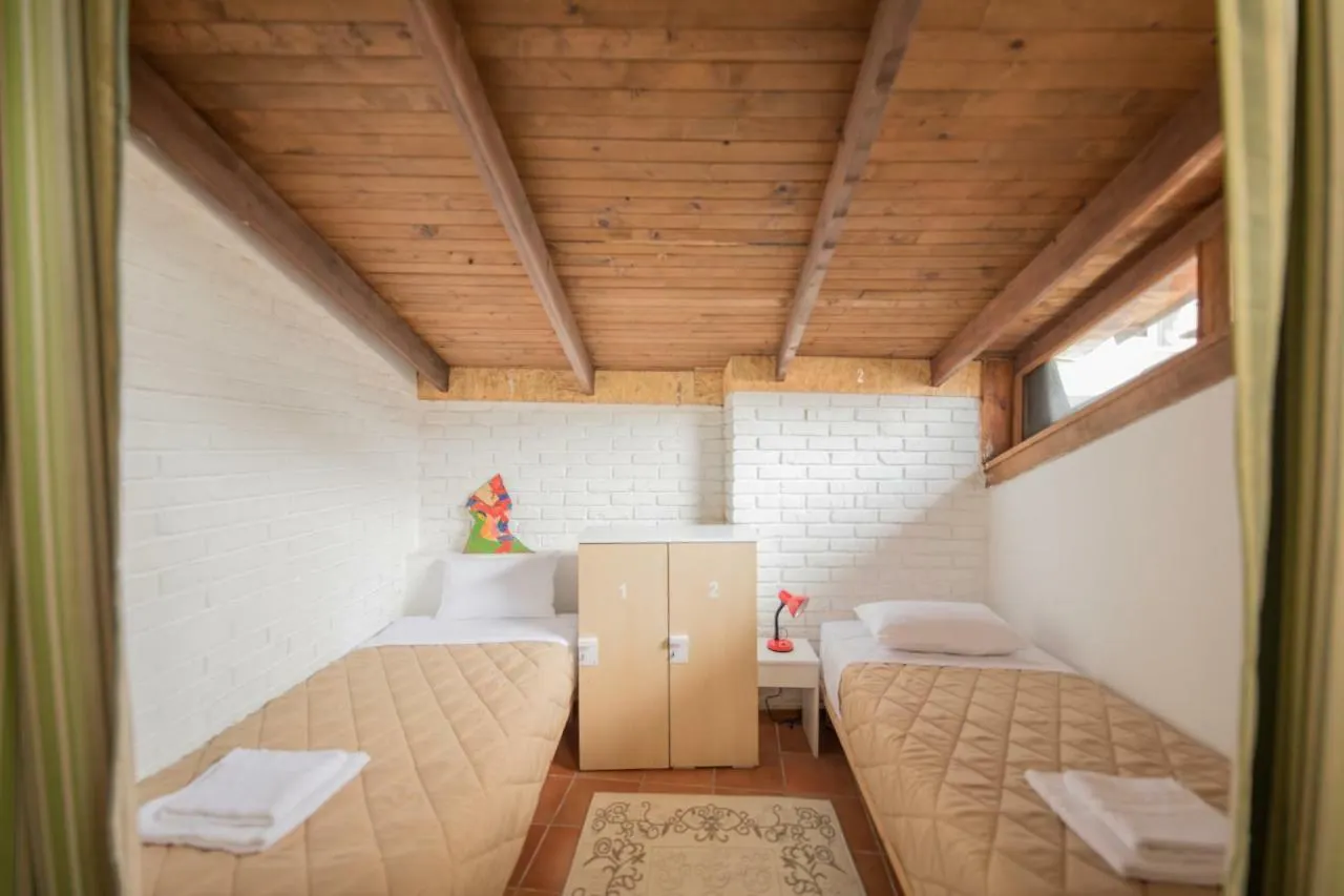 Hostel Mosaic Home Tirana Albania